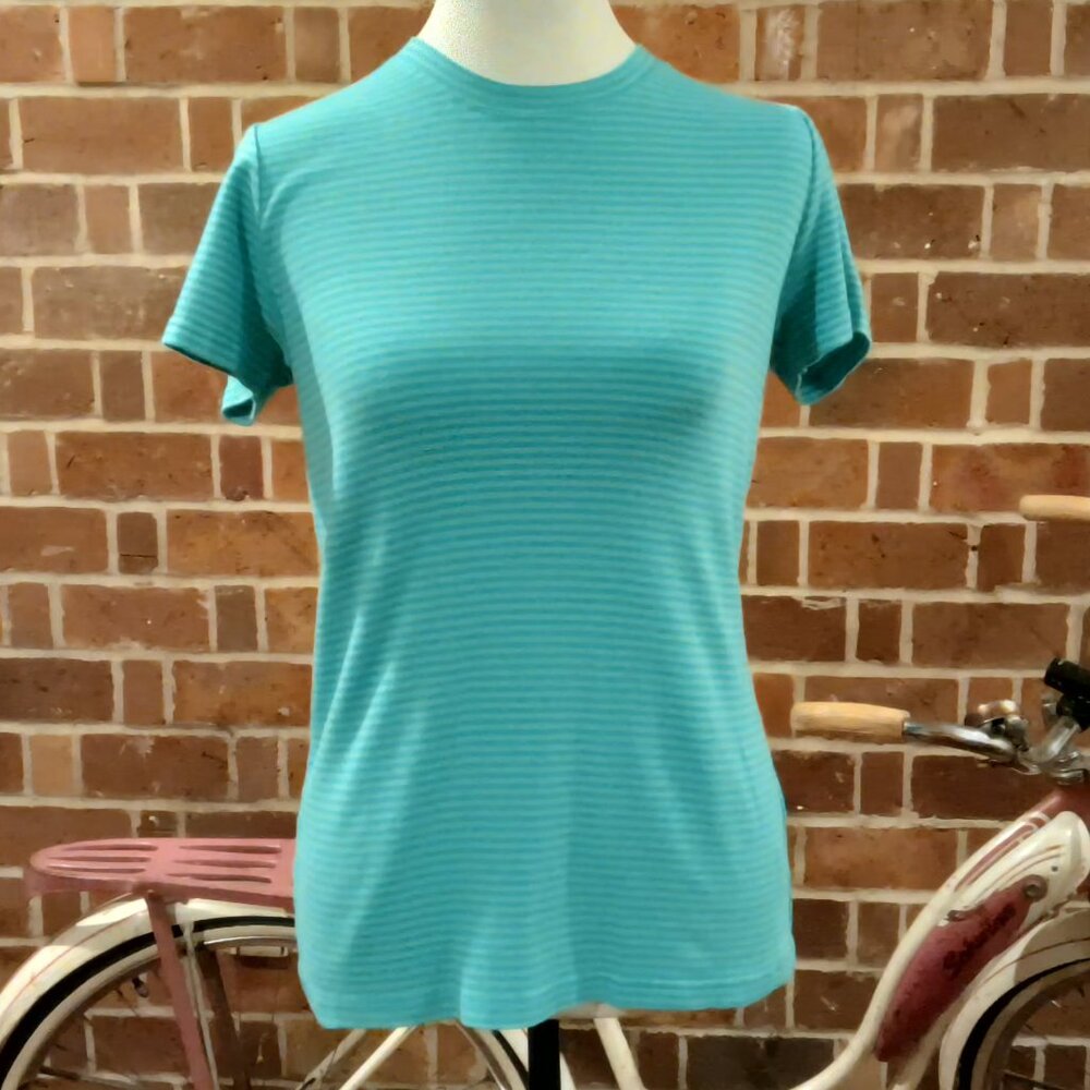 Eddie Bauer💙 Womens Blue Striped Shirt Soft Stretchy Tee Shirt Short Sleeve Top - Picture 10 of 10